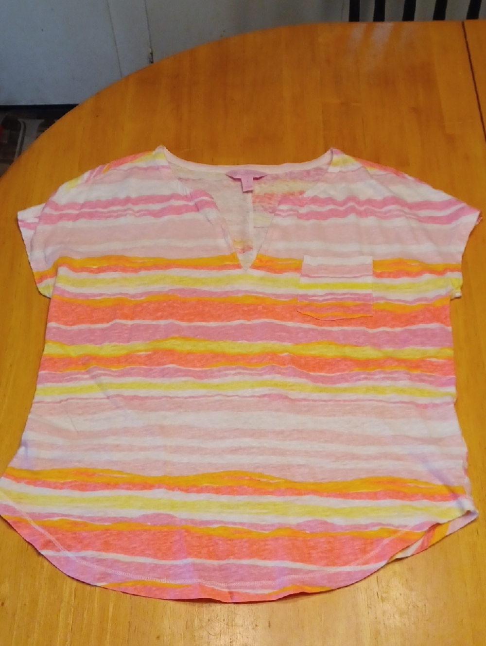 Lilly Pulitzer 100% Linen Pink, Yellow & Orange Striped V-Neck Tee Size Small